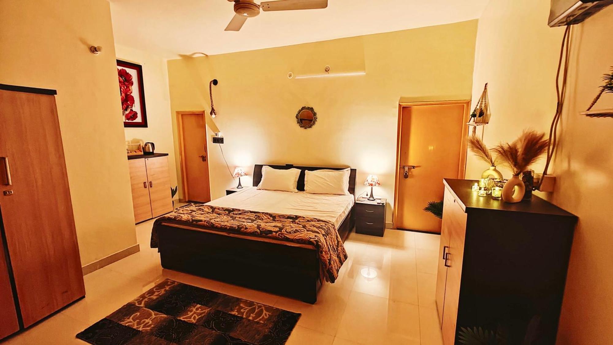 The Yellow House - Couple'S Getaway In Gomti Nagar- 1 Bhk Lucknow Luaran gambar