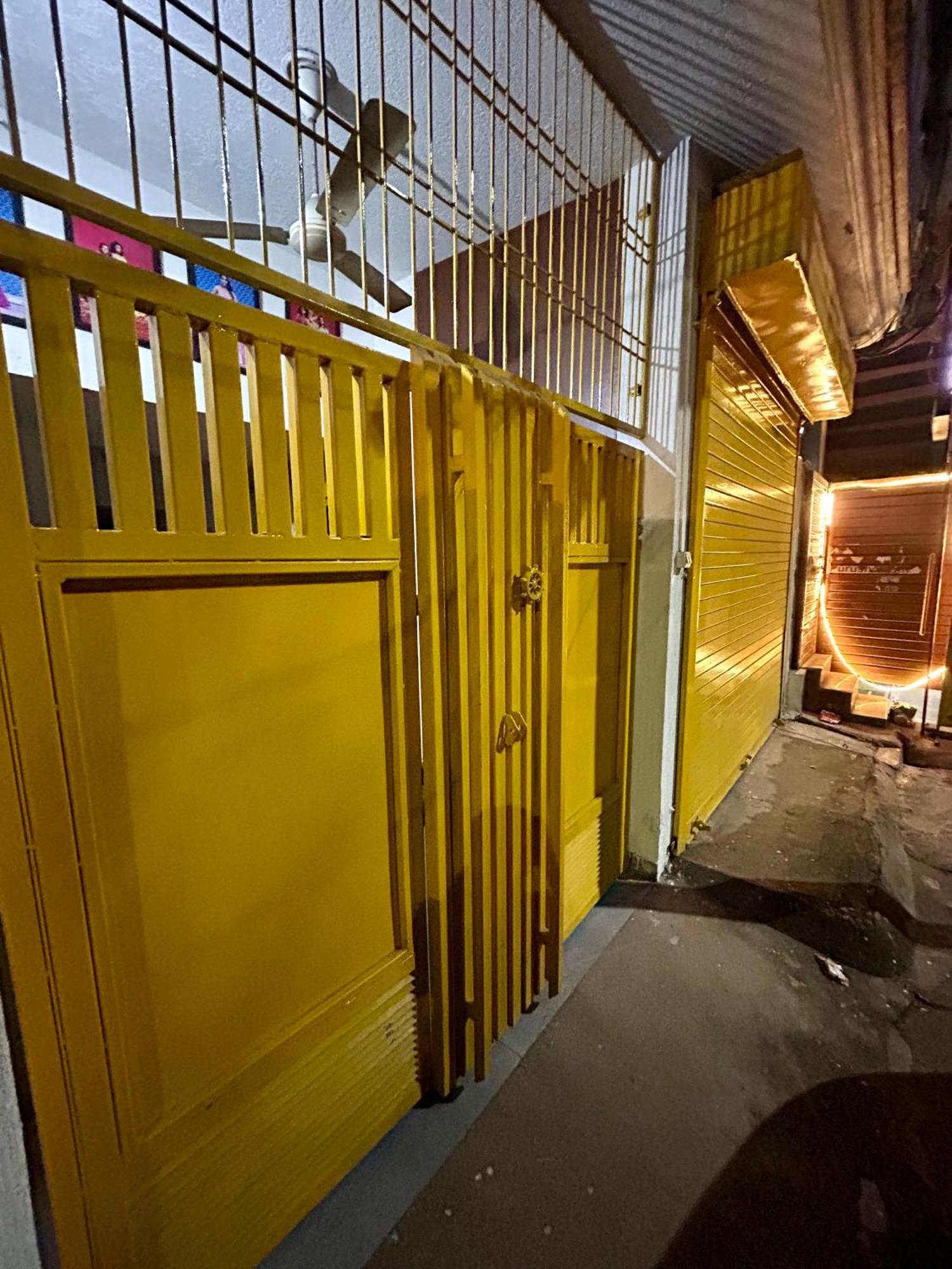 The Yellow House - Couple'S Getaway In Gomti Nagar- 1 Bhk Lucknow Luaran gambar
